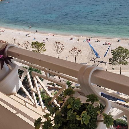 Beachfront Apartment Саранде Екстериор снимка
