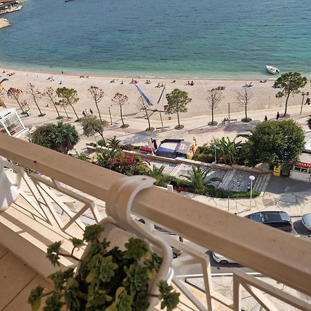 Beachfront Apartment Саранде Екстериор снимка