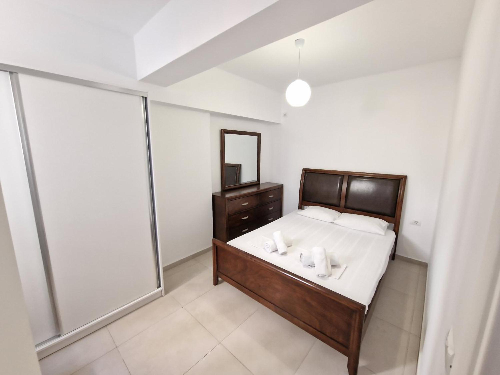 Beachfront Apartment Саранде Екстериор снимка